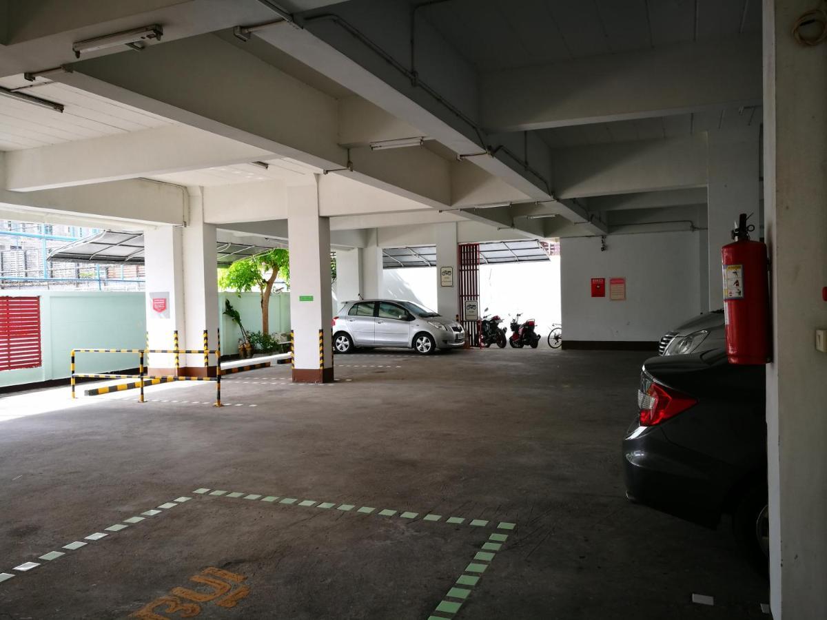 J.Residence Samut Prakan Luaran gambar