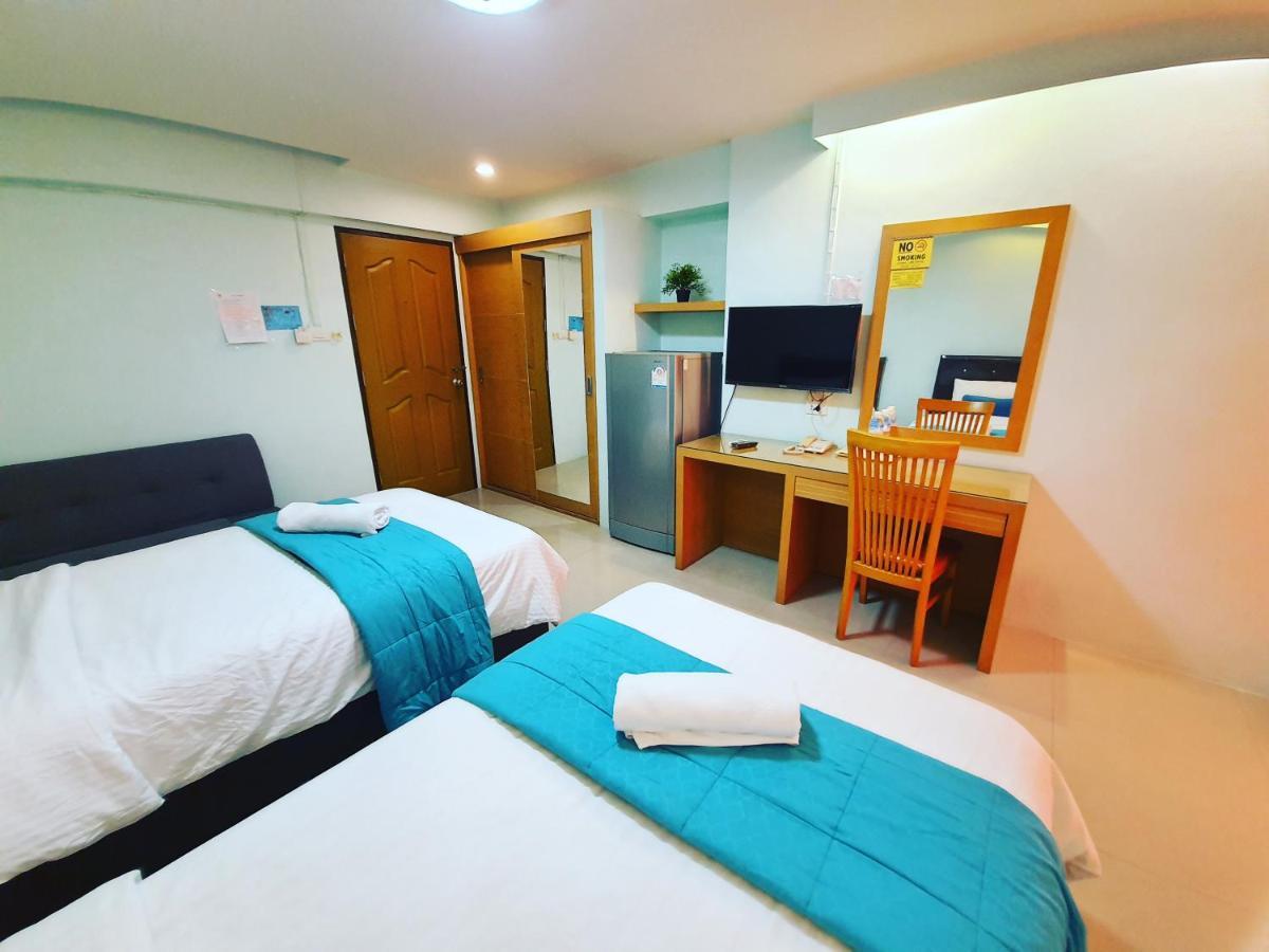 J.Residence Samut Prakan Luaran gambar